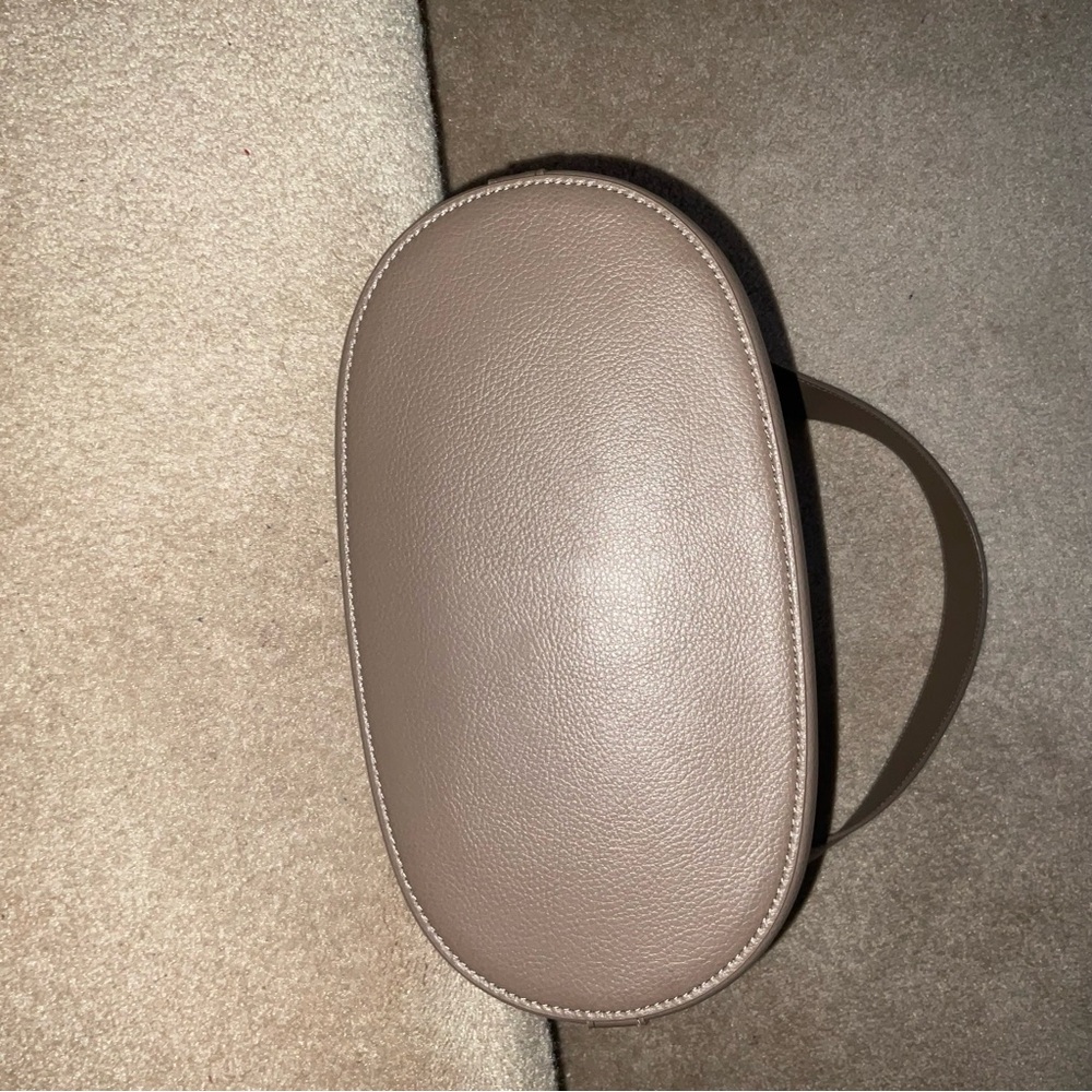 Freja tall tote in taupe - Picture 8 of 14